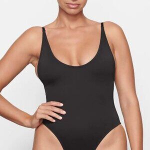 SKIMS Scoop Neck One Piece, Medium, Black